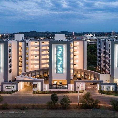 Regency Hotel Apartment @ 4Th Pretoria-Noord Eksteriør billede