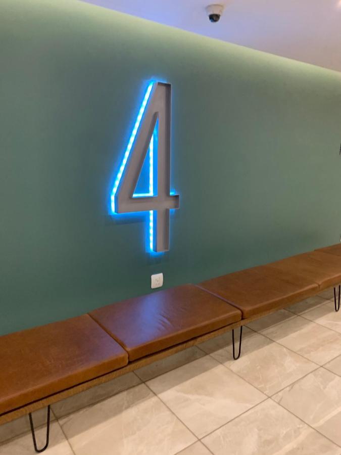 Regency Hotel Apartment @ 4Th Pretoria-Noord Eksteriør billede