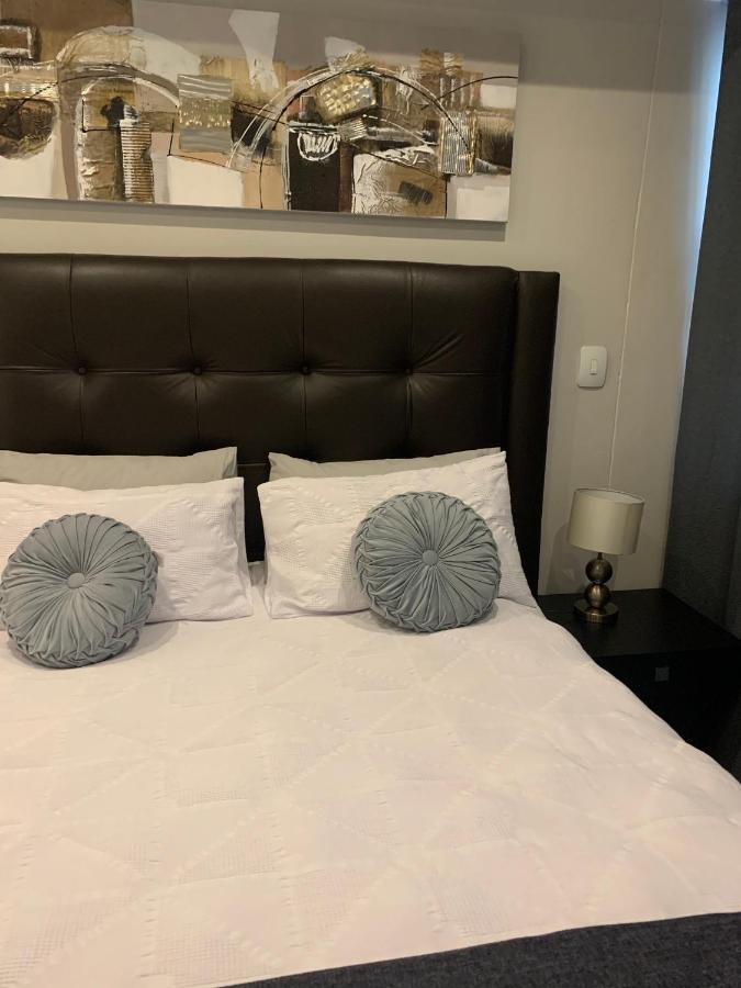 Regency Hotel Apartment @ 4Th Pretoria-Noord Eksteriør billede